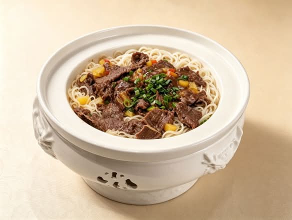 Satay Beef Rice Vermicelli Soup(S/L) 沙爹牛肉湯米
